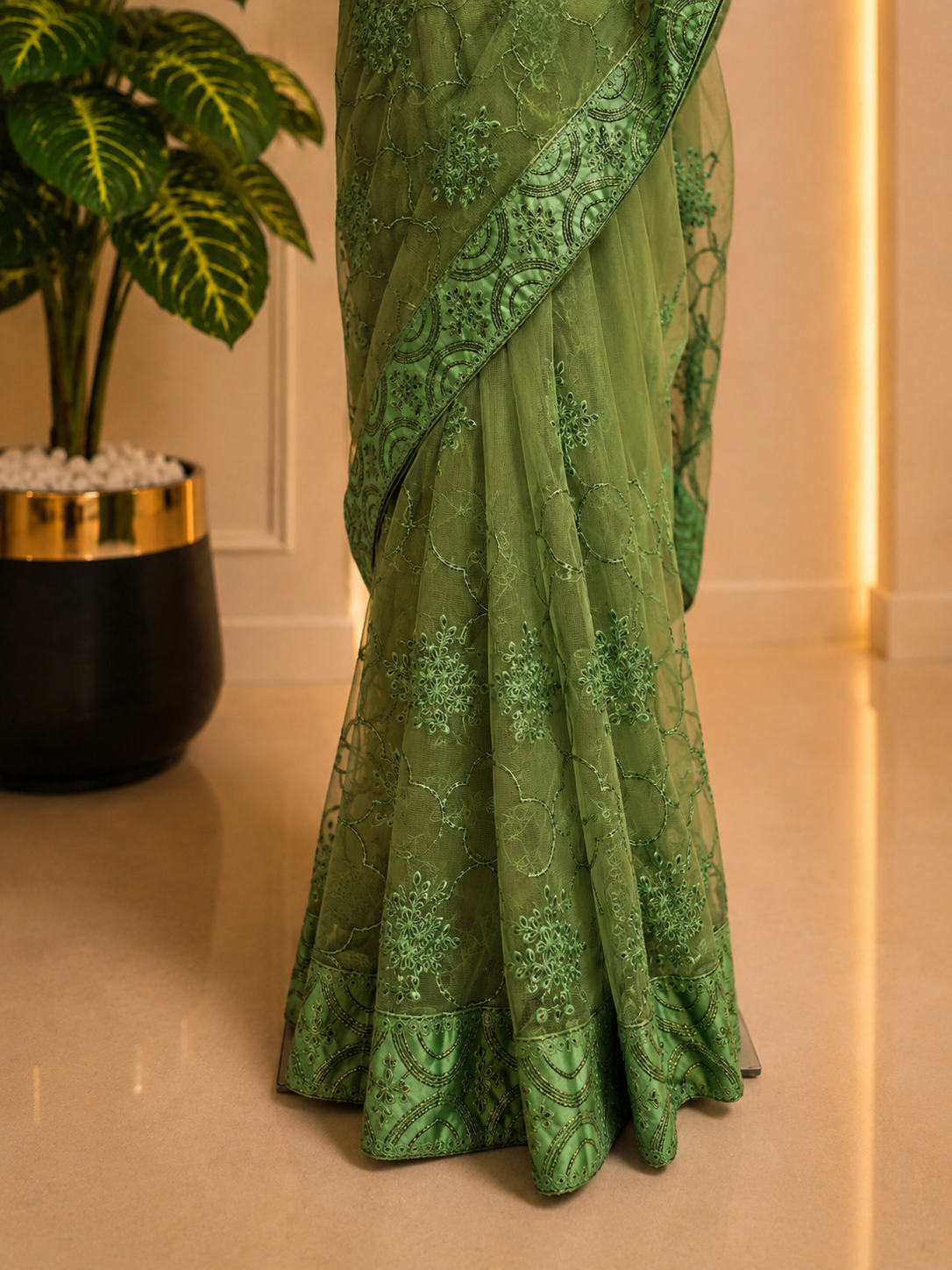 Charm (Olive Green)